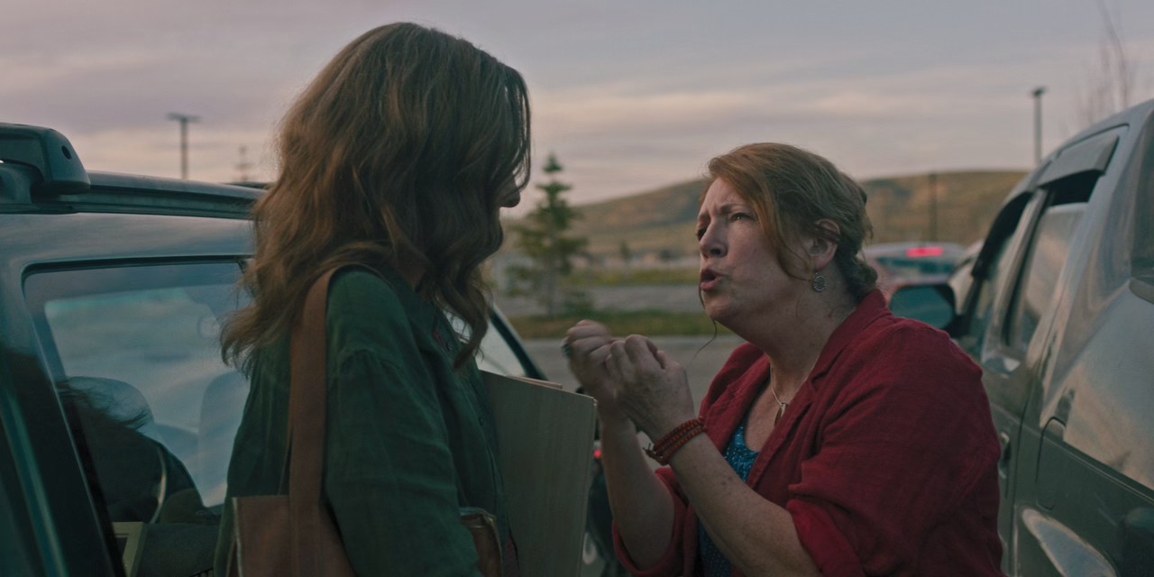Hereditary (2018) BluRay Hindi + English 720p 10bit HEVC DDP 5.1 ESub.mkv.0001